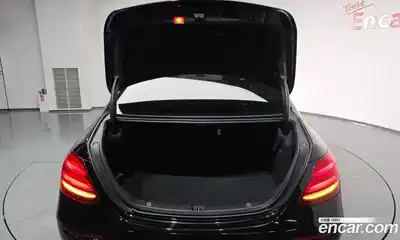 Mercedes-Benz E-Class 2018 2.0 Автомат в Москве № 207539, миниатюра 7
