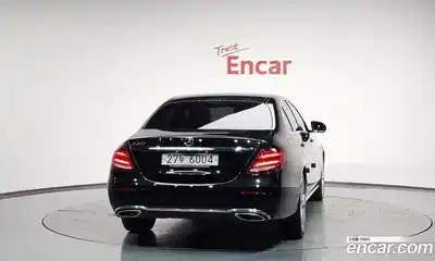 Mercedes-Benz E-Class 2018 2.0 Автомат в Москве № 207539, миниатюра 10