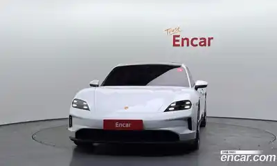 Porsche Taycan, 2025