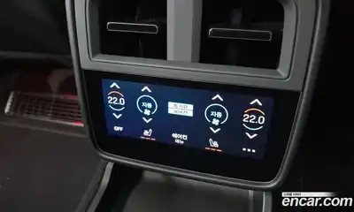 Porsche Taycan 2025 0.1 Автомат в Москве № 213174, миниатюра 11