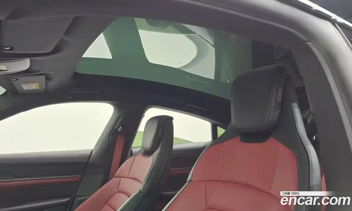 Porsche Taycan 2025 0.1 Автомат в Москве № 213174, фото 4