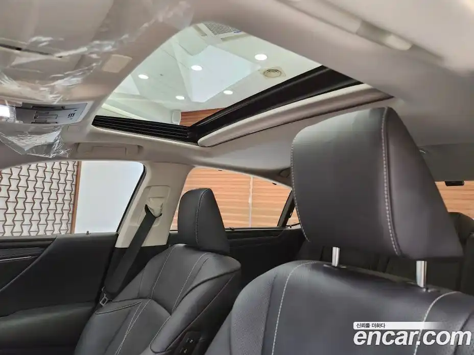 Lexus ES 2026 2.5 Вариатор в Москве № 214724, фото 8