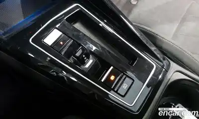 Volkswagen Golf, 2023