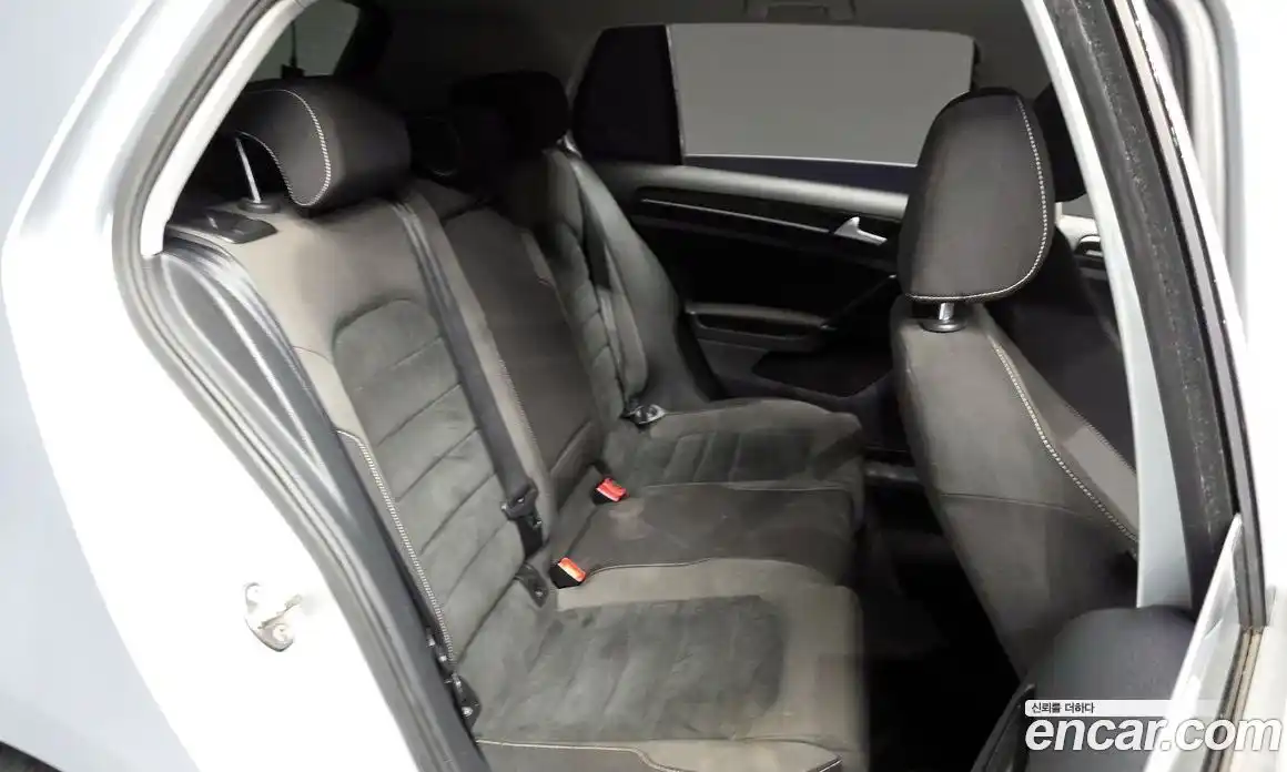 Volkswagen Golf 2014 1.6 Автомат в Москве № 215195, фото 16