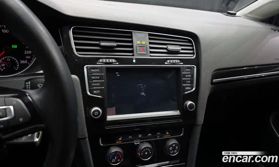 Volkswagen Golf 2014 1.6 Автомат в Москве № 215195, фото 18