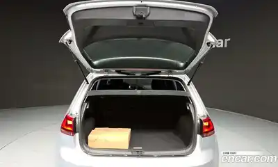 Volkswagen Golf 2014 1.6 Автомат в Москве № 215195, миниатюра 6