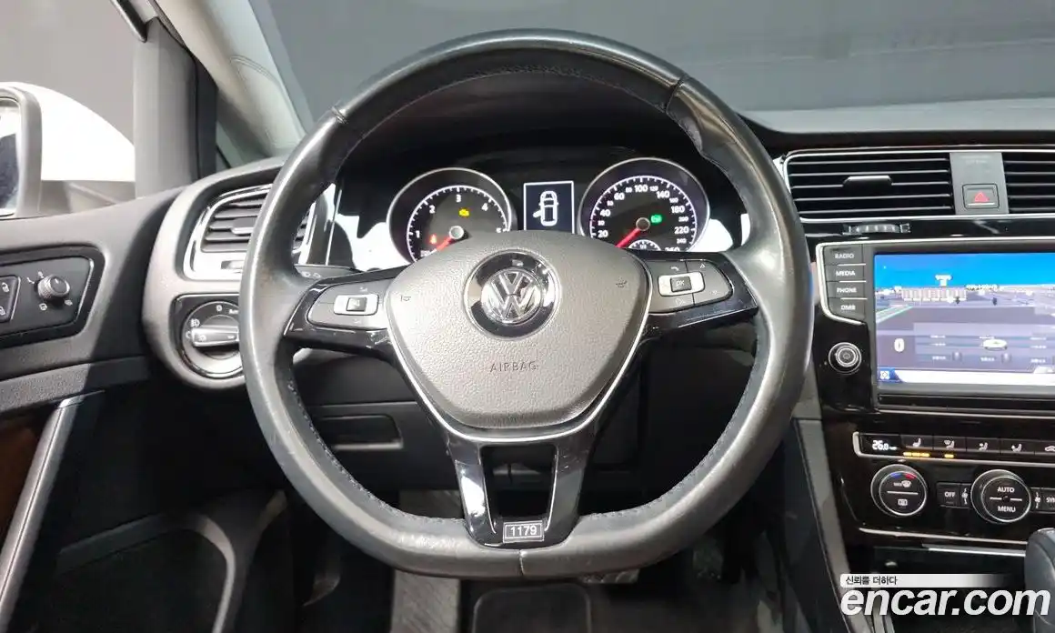 Volkswagen Golf 2015 2.0 Автомат в Москве № 215229, фото 19