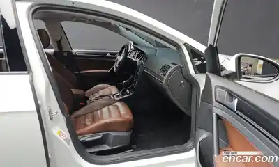 Volkswagen Golf 2015 2.0 Автомат в Москве № 215229, миниатюра 2