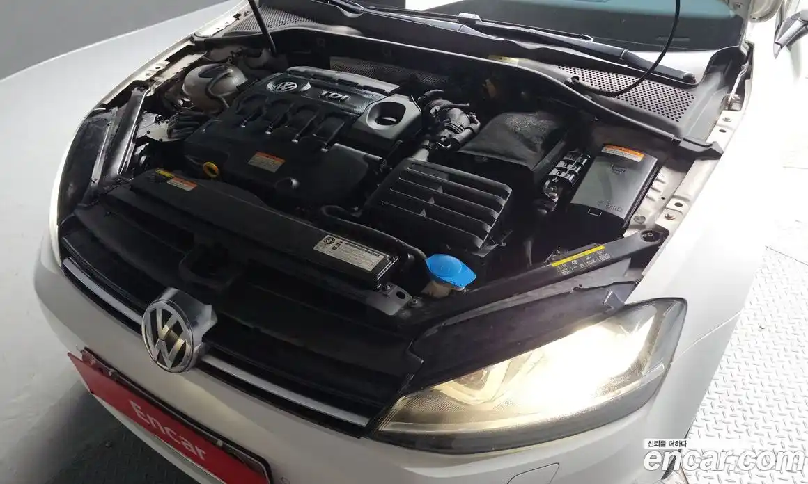 Volkswagen Golf 2015 2.0 Автомат в Москве № 215229, фото 4