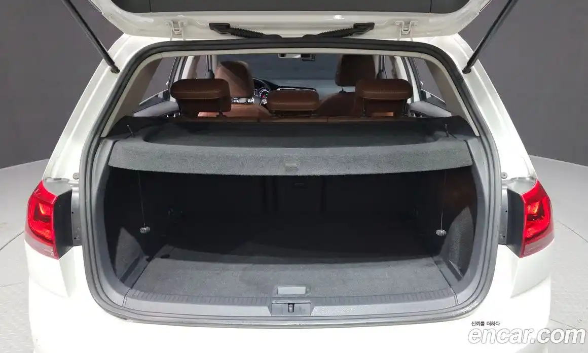 Volkswagen Golf 2015 2.0 Автомат в Москве № 215229, фото 5