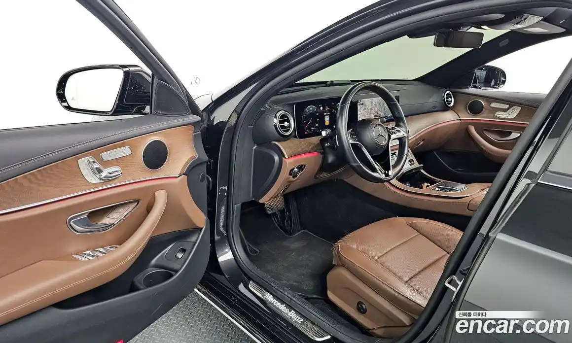 Mercedes-Benz E-Class 2020 2.0 Автомат в Москве № 225172, фото 12