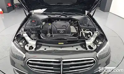 Mercedes-Benz E-Class 2020 2.0 Автомат в Москве № 225172, миниатюра 6