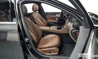 Mercedes-Benz E-Class 2020 2.0 Автомат в Москве № 225172, миниатюра 10