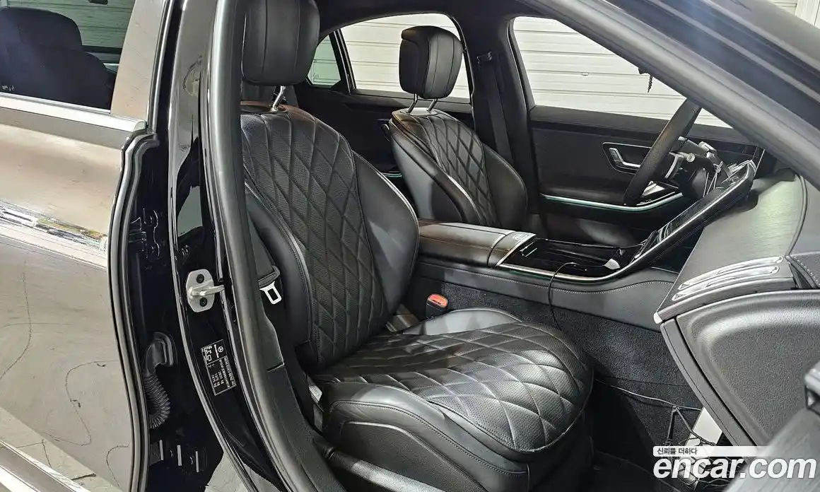 Mercedes-Benz S-Class 2024 3.0 Автомат в Москве № 229637, фото 12