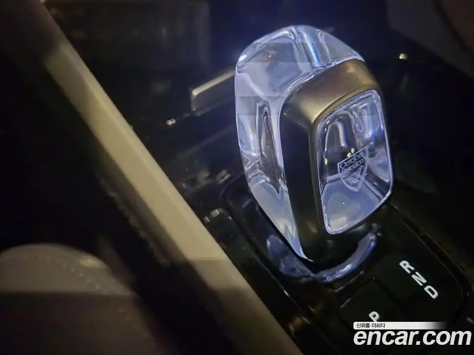 Volvo XC40 2025 2.0 Автомат в Москве № 230810, фото 11