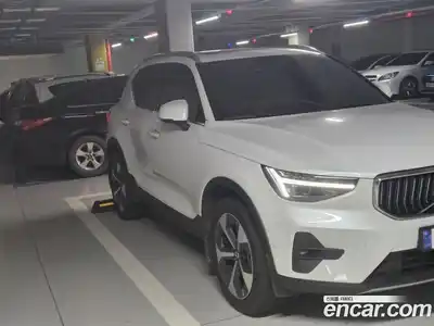 Volvo XC40 2025 2.0 Автомат в Москве № 230810, миниатюра 2