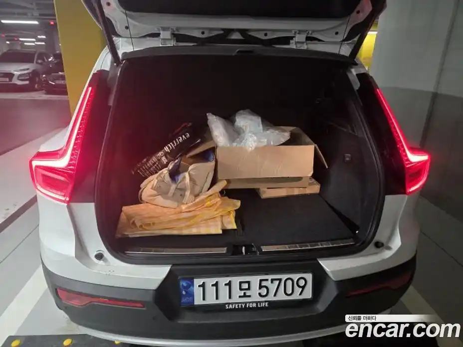 Volvo XC40 2025 2.0 Автомат в Москве № 230810, фото 6