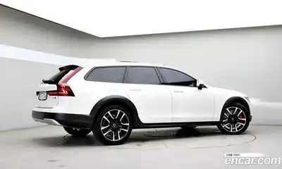 Volvo V90 2023 2.0 Автомат в Москве № 230826, миниатюра 4