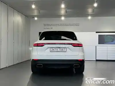 Porsche Cayenne 2020 3.0 Автомат в Москве № 231080, миниатюра 4
