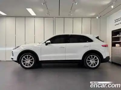 Porsche Cayenne 2020 3.0 Автомат в Москве № 231080, миниатюра 6