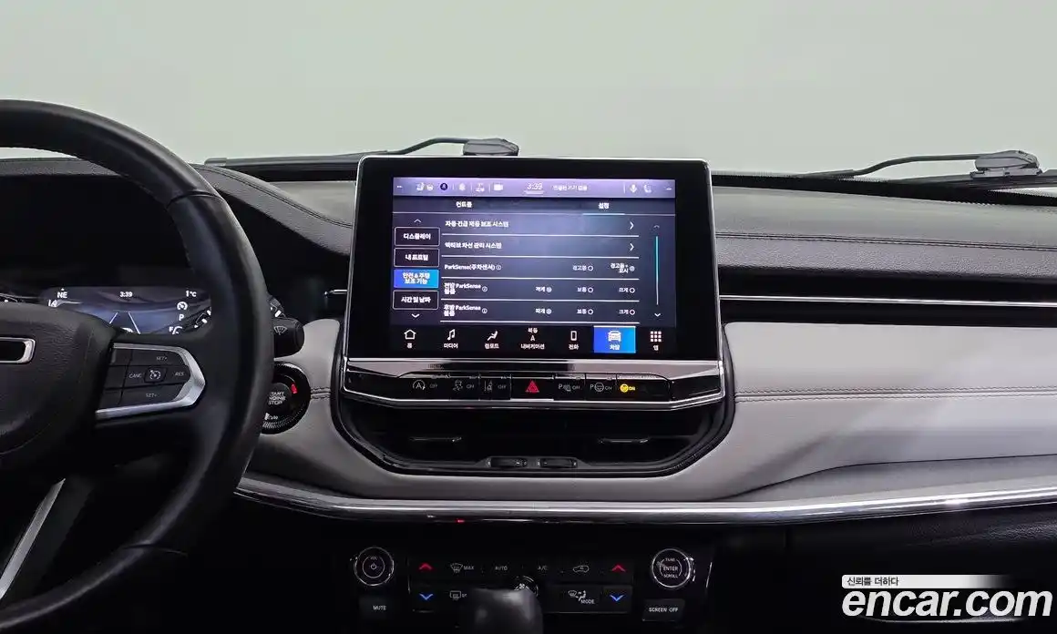 Jeep Compass 2022 2.4 Автомат в Москве № 232355, фото 3