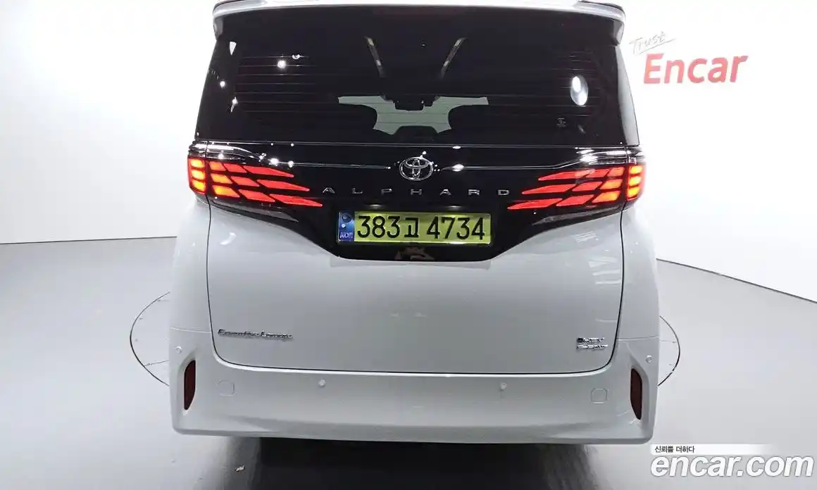 Toyota Alphard 2024 2.5 Автомат в Москве № 232830, фото 4