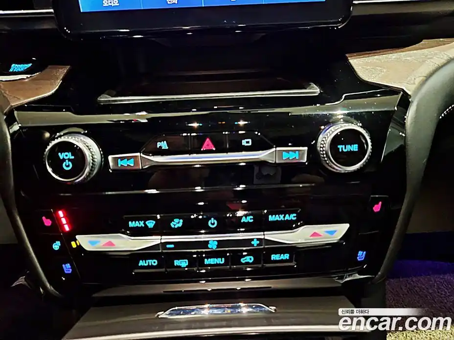 Ford Explorer 2022 3.0 Автомат в Москве № 233135, фото 14