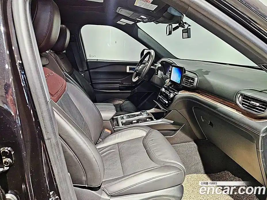 Ford Explorer 2022 3.0 Автомат в Москве № 233135, фото 17