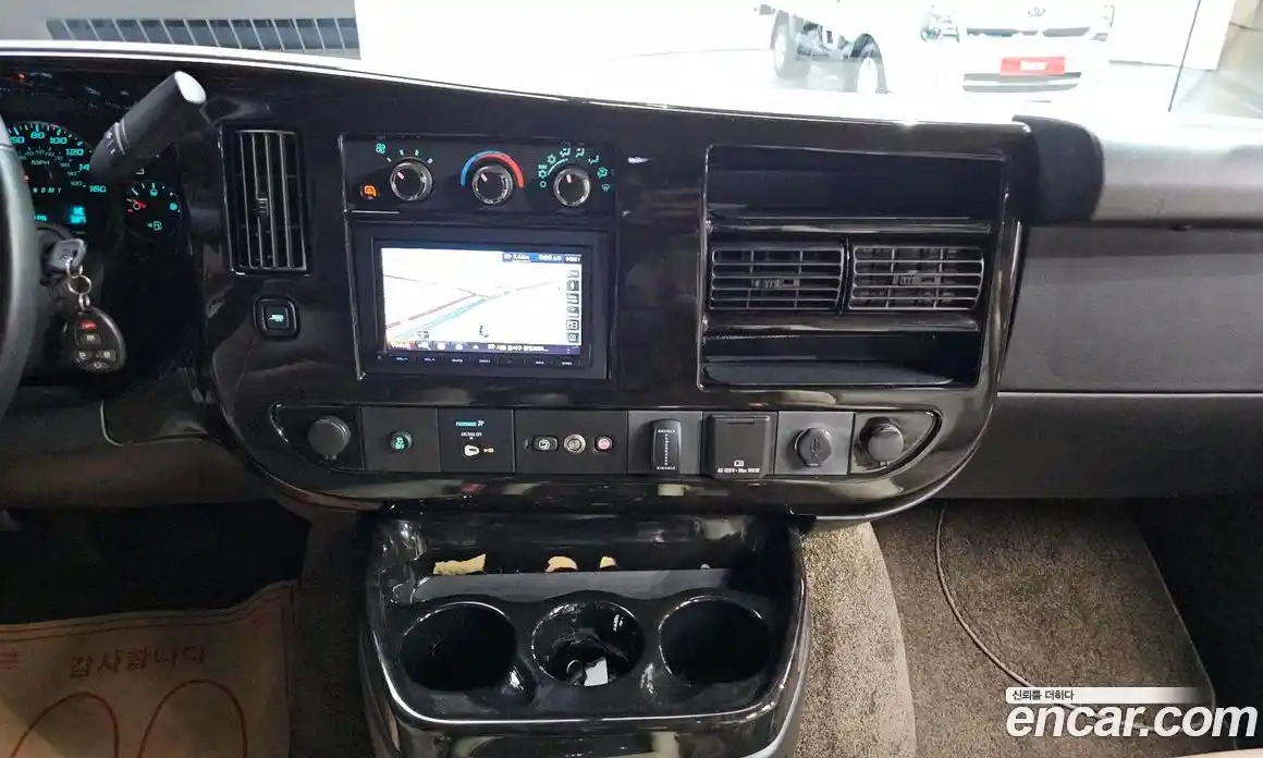 Chevrolet Express Van 2017 6.0 Автомат в Москве № 234343, фото 14