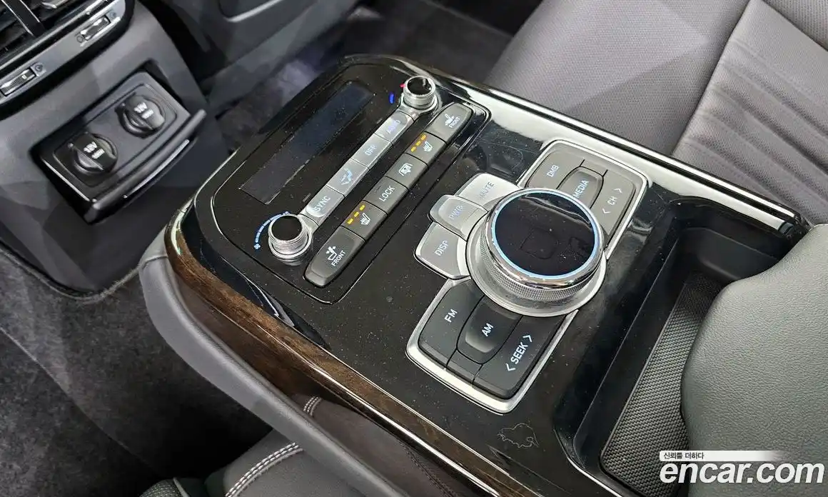 Genesis G90 2019 3.8 Автомат в Москве № 24641, фото 1