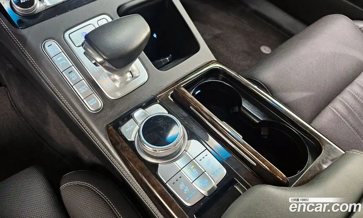 Genesis G90 2019 3.8 Автомат в Москве № 24641, фото 17