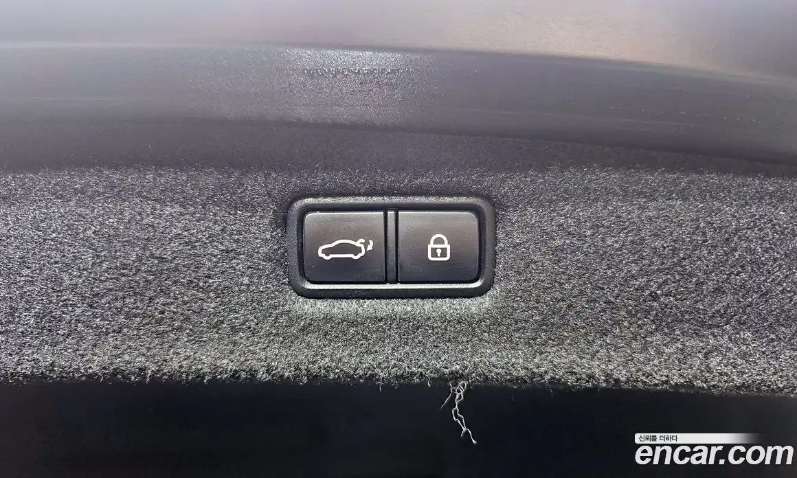 Genesis G90 2019 3.8 Автомат в Москве № 24641, фото 18