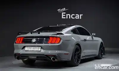 Ford Mustang 2019 2.3 Автомат в Москве № 255570, миниатюра 6