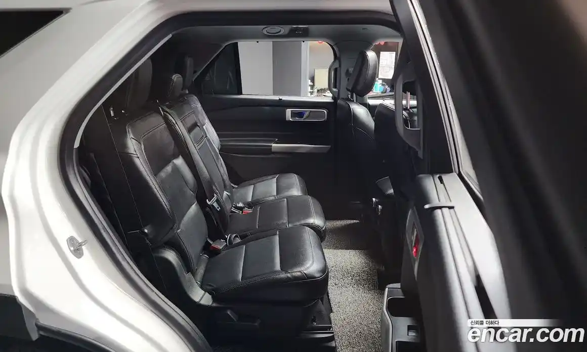 Ford Explorer 2021 3.0 Автомат в Москве № 255694, фото 12