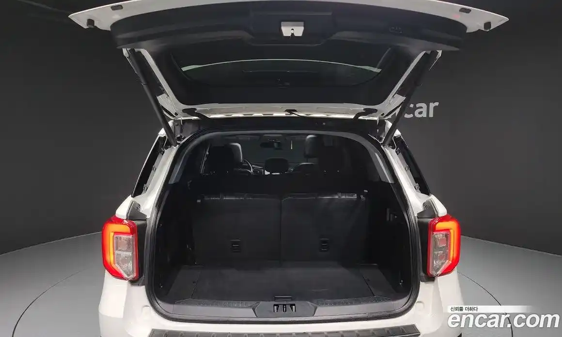 Ford Explorer 2021 3.0 Автомат в Москве № 255694, фото 8