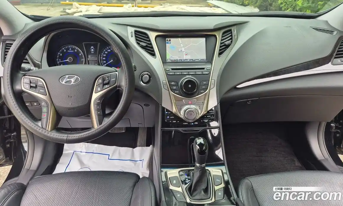 Renault SM3 2015 1.6 Автомат в Москве № 266988, фото 15