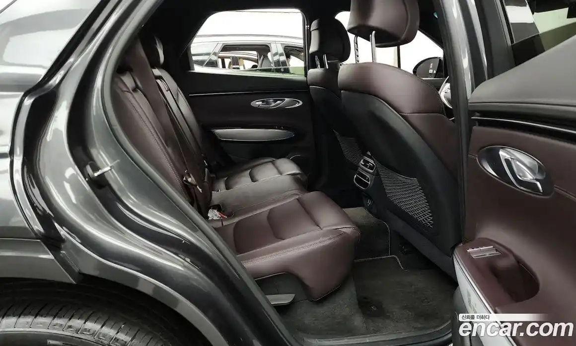 Genesis GV70 2022 2.5 Автомат в Москве № 26828, фото 14