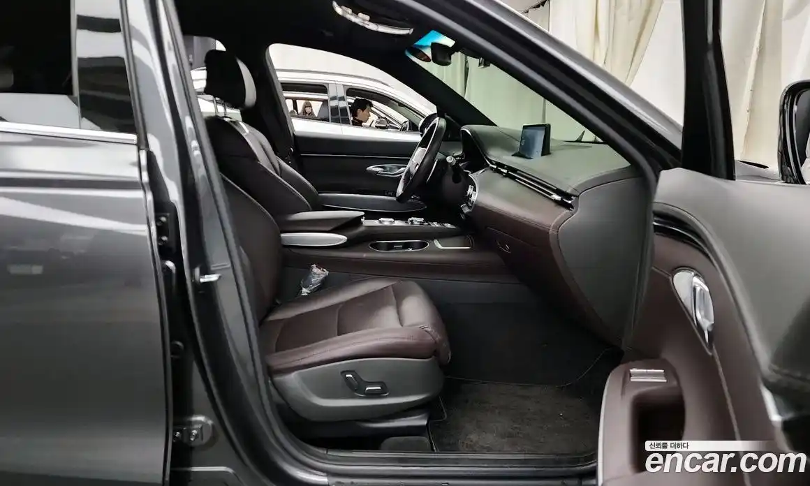 Genesis GV70 2022 2.5 Автомат в Москве № 26828, фото 20