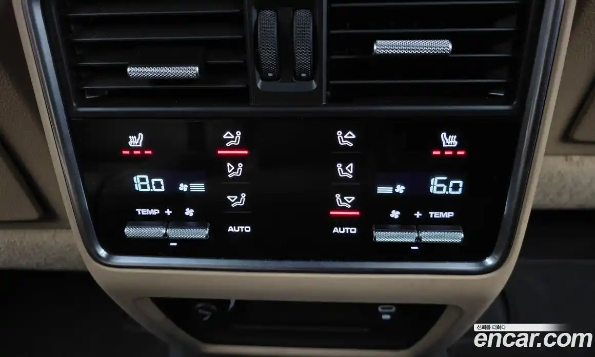 Porsche Cayenne 2021 3.0 Автомат в Москве № 270588, фото 11