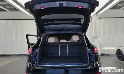 Porsche Cayenne 2021 3.0 Автомат в Москве № 270588, миниатюра 2