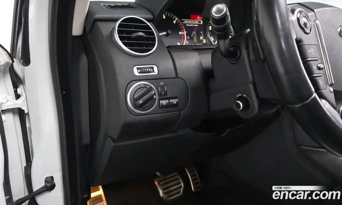 Land Rover Discovery 2015 3.0 Автомат в Москве № 271551, фото 13