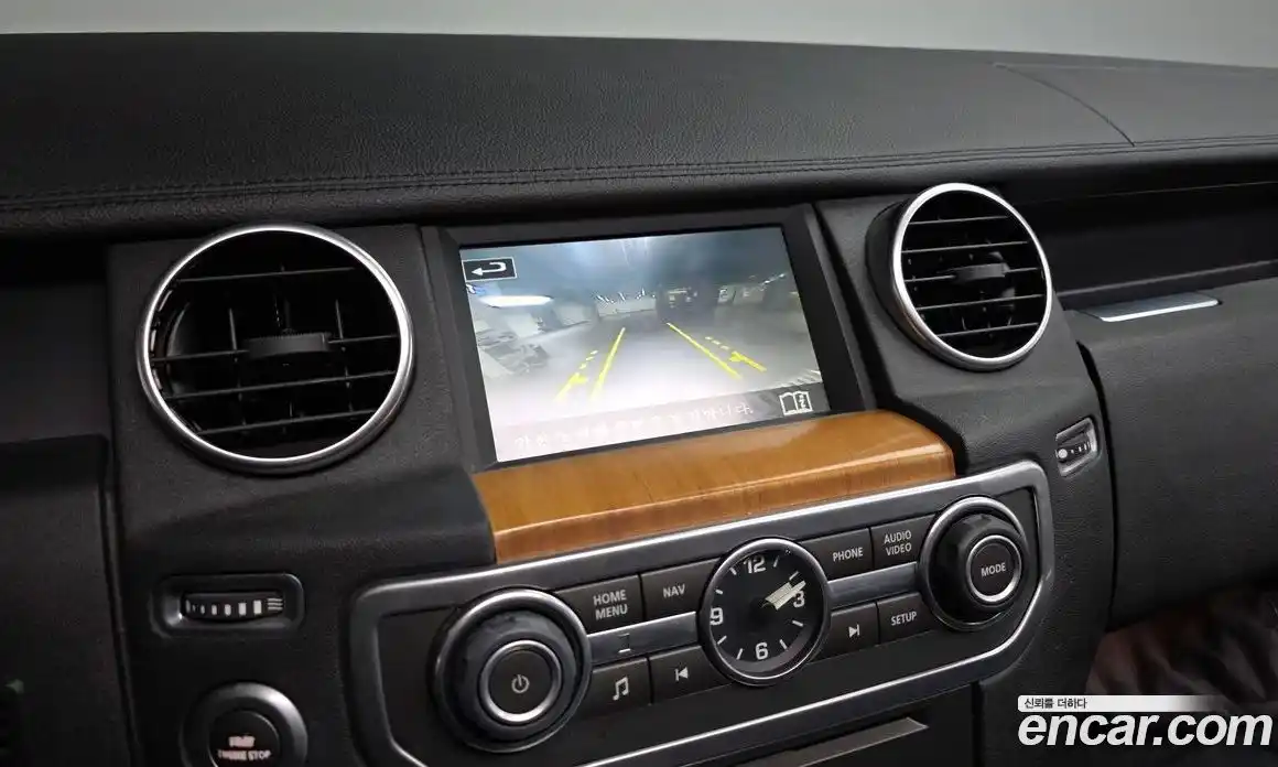 Land Rover Discovery 2015 3.0 Автомат в Москве № 271551, фото 16