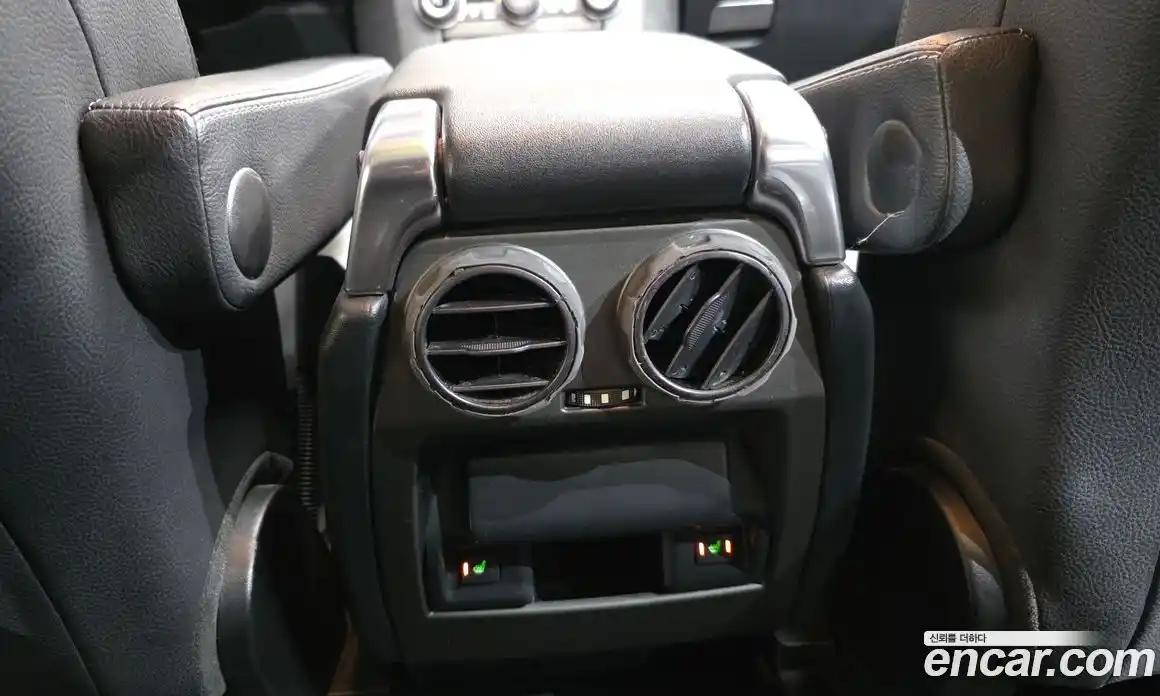 Land Rover Discovery 2015 3.0 Автомат в Москве № 271551, фото 19