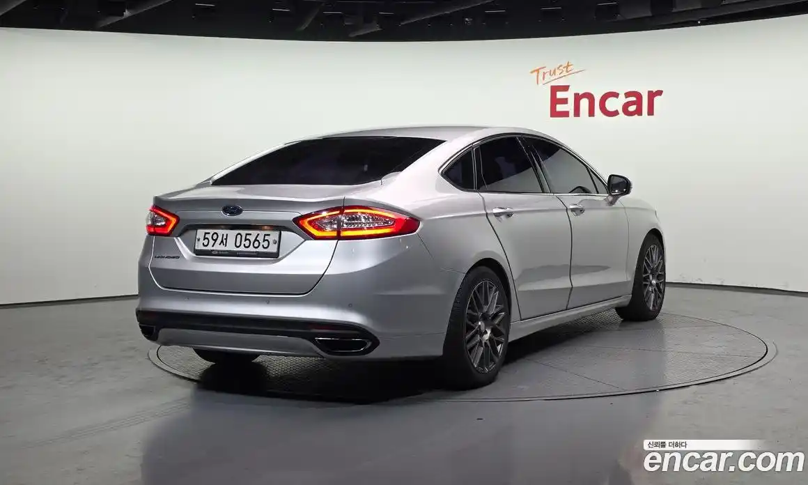 Ford Mondeo 2015 2.0 Автомат в Москве № 273025, фото 20