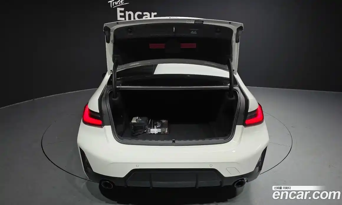 BMW 3-Series 2025 2.0 Автомат в Москве № 278528, фото 11