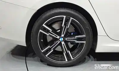 BMW 3-Series 2025 2.0 Автомат в Москве № 278528, миниатюра 2