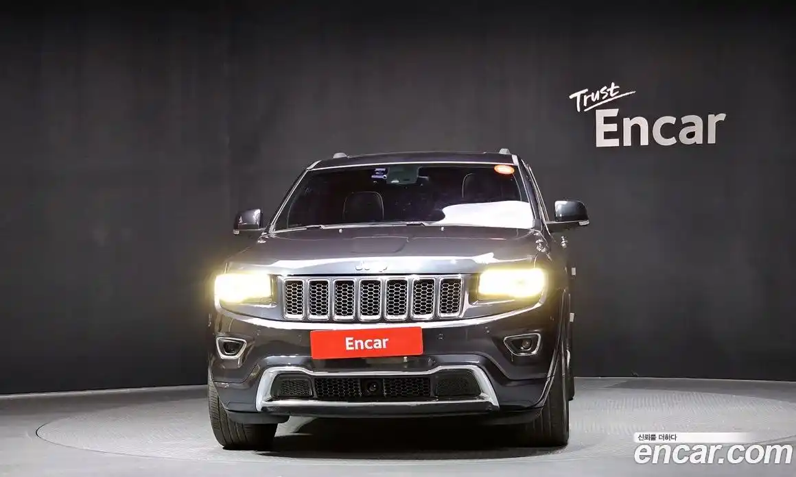 Jeep Cherokee 2015 3.0 Автомат в Москве № 278889, фото 6