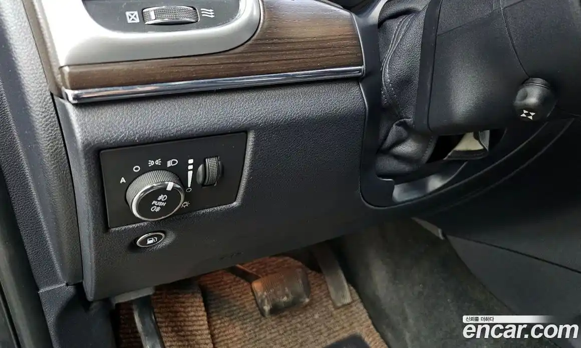 Jeep Cherokee 2015 3.0 Автомат в Москве № 278889, фото 10