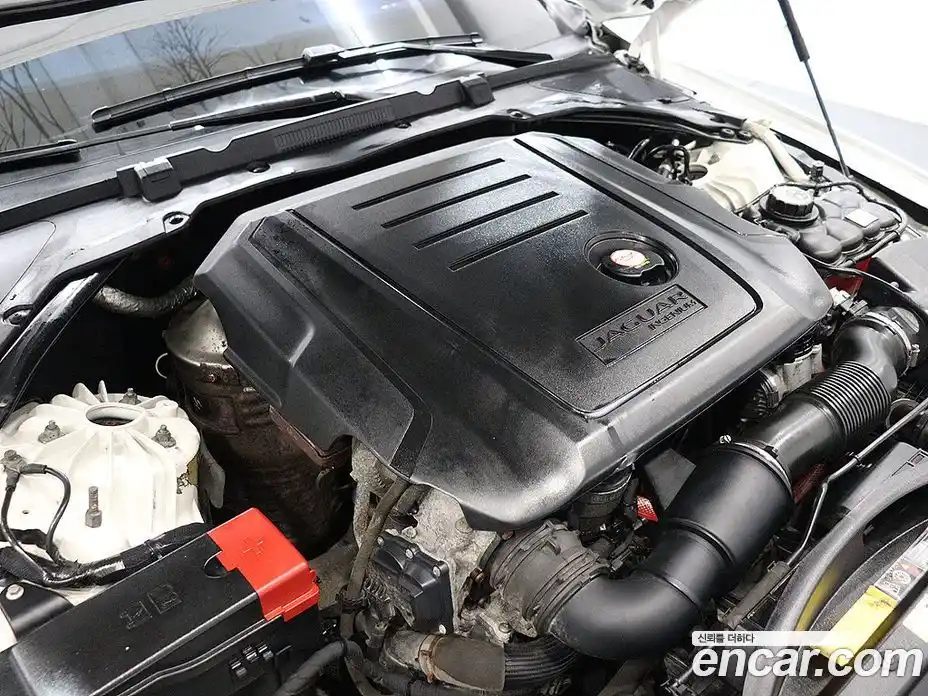 Jaguar XF 2017 2.0 Автомат в Москве № 284017, фото 9