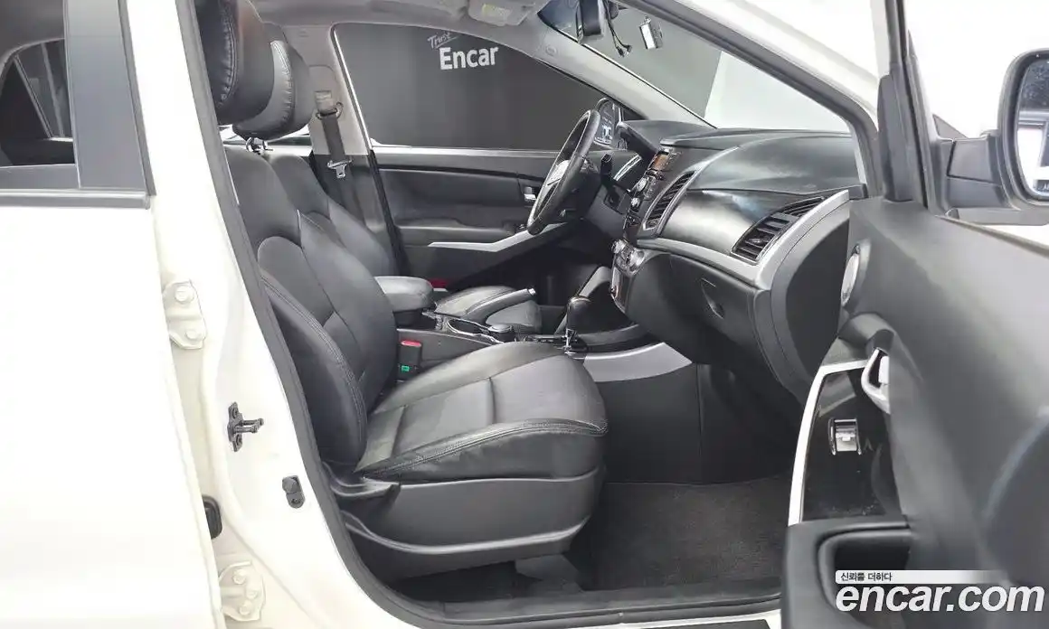 SsangYong Korando 2014 2.0 Автомат в Москве № 28474, фото 17